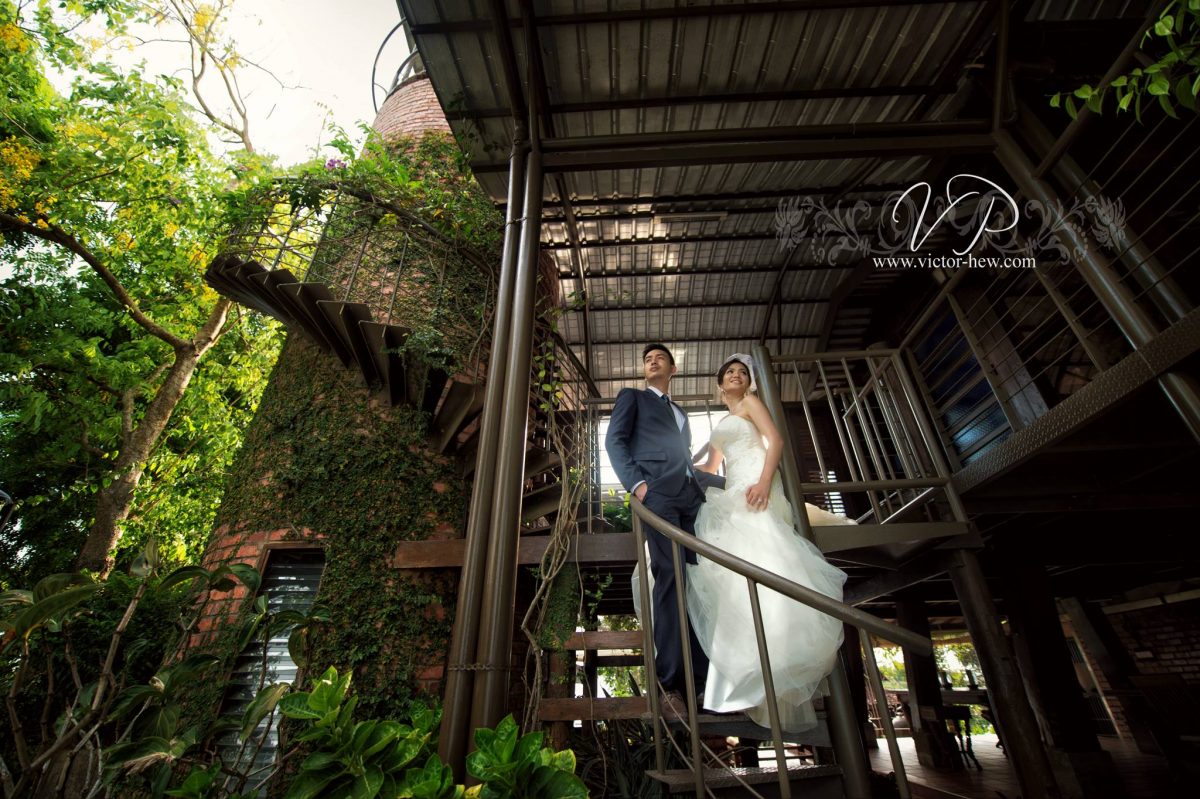Pre-wedding photoshoot in Penang. Photo by Victor Hew Photography