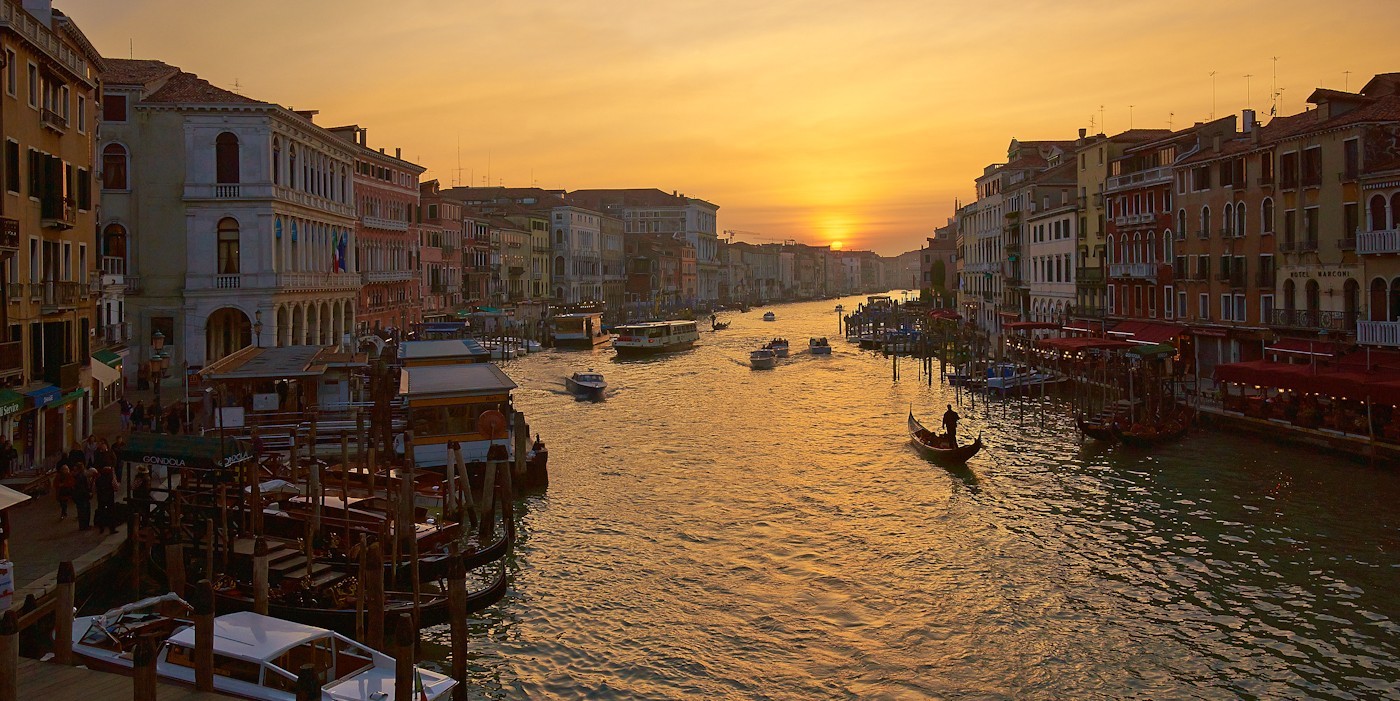 The Canal at Sunset. Source: Aman Venice