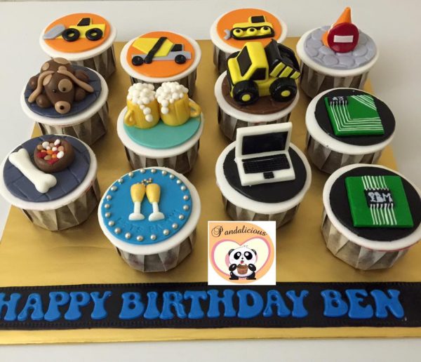 Customised cupcakes by Pandalicious. 