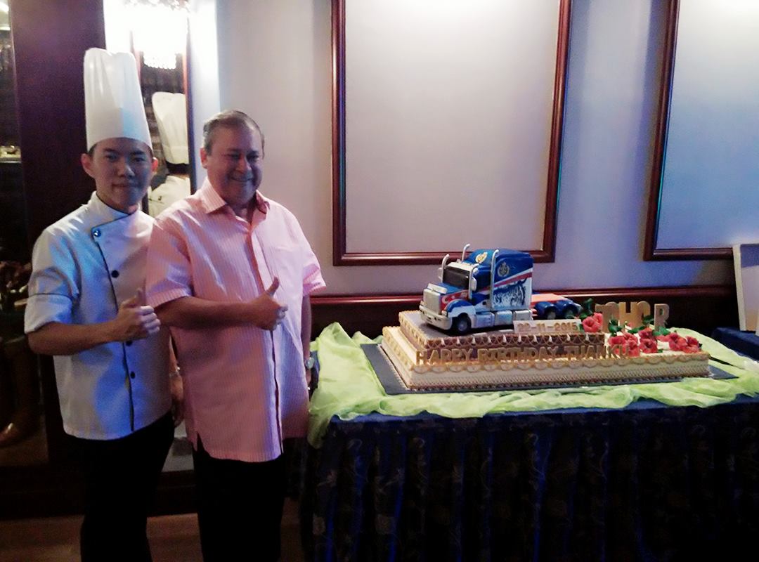 HRH Sultan Johor Mack Truck birthday cake design by Ryan Loh