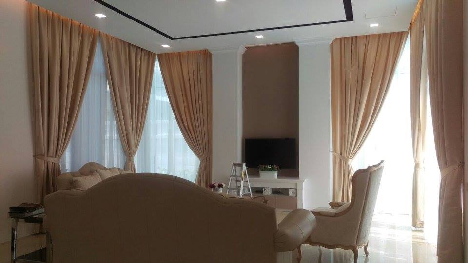 Day and night curtains for living room. Source: The Interior Enterprise