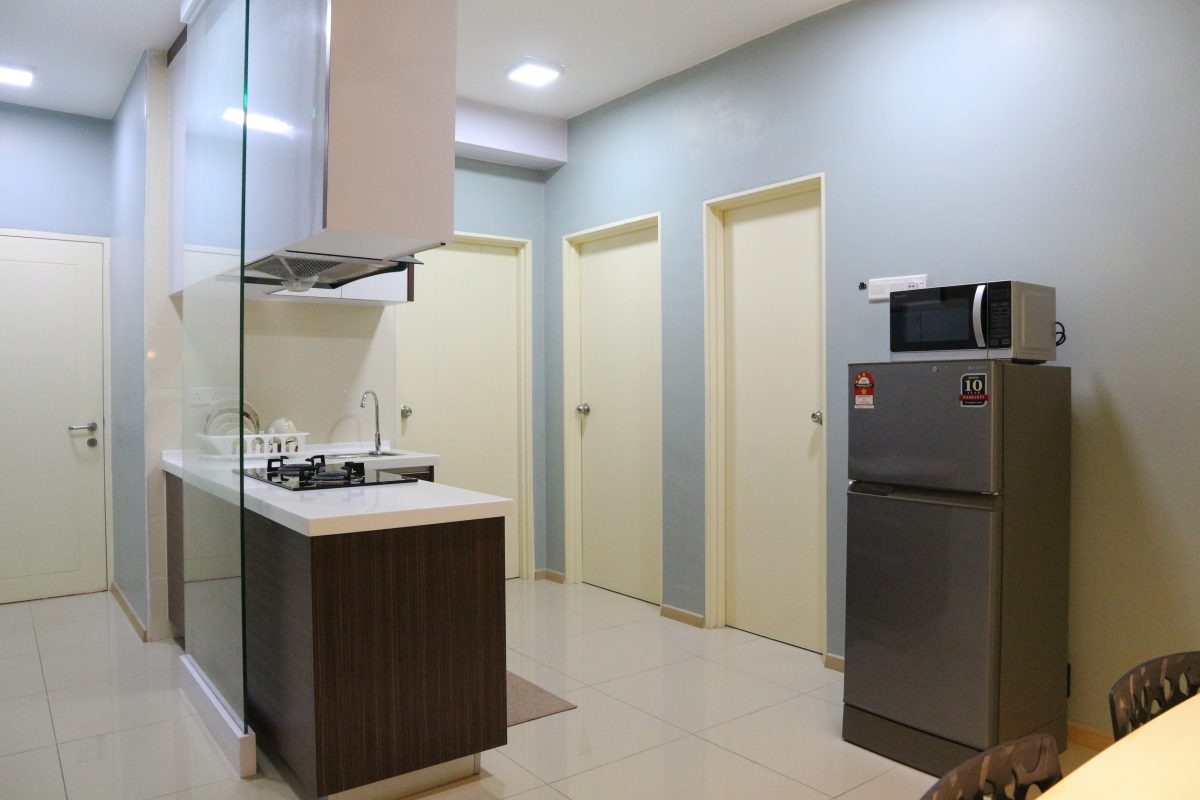 vista alam interior design homestay - kitchen