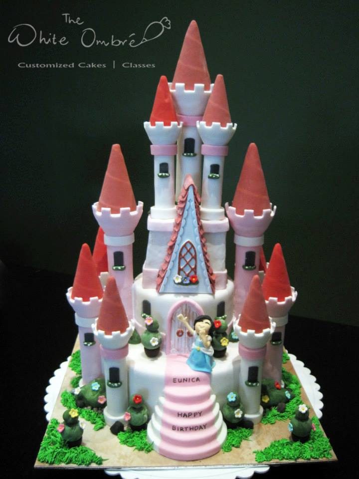 Princess Cake featuring Belle from Beauty and The Beast .Made by: The White Ombre. Order in Singapore at Recommend.sg