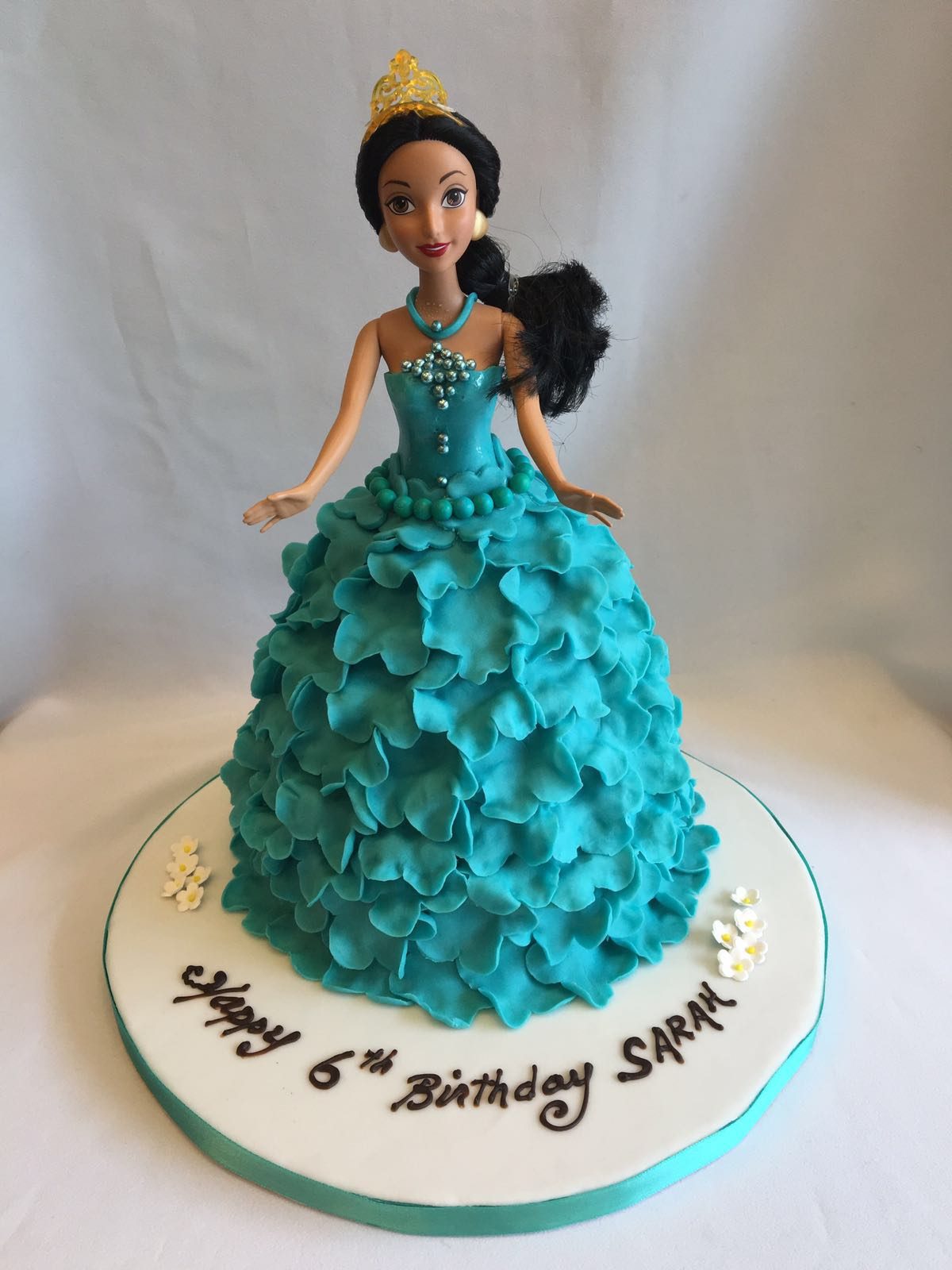 Princess Jasmine themed doll cake. Made by: Temptations Cakes. Order in Singapore at Recommend.sg