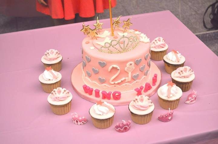 Princess themed party. Made by: Temptations Cakes Singapore - Recommend.sg