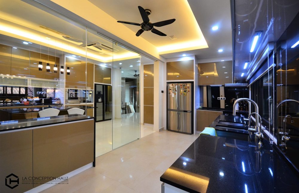 Kitchen design for House in Beverly Heights, Ampang. Project by: La Conception Hauz