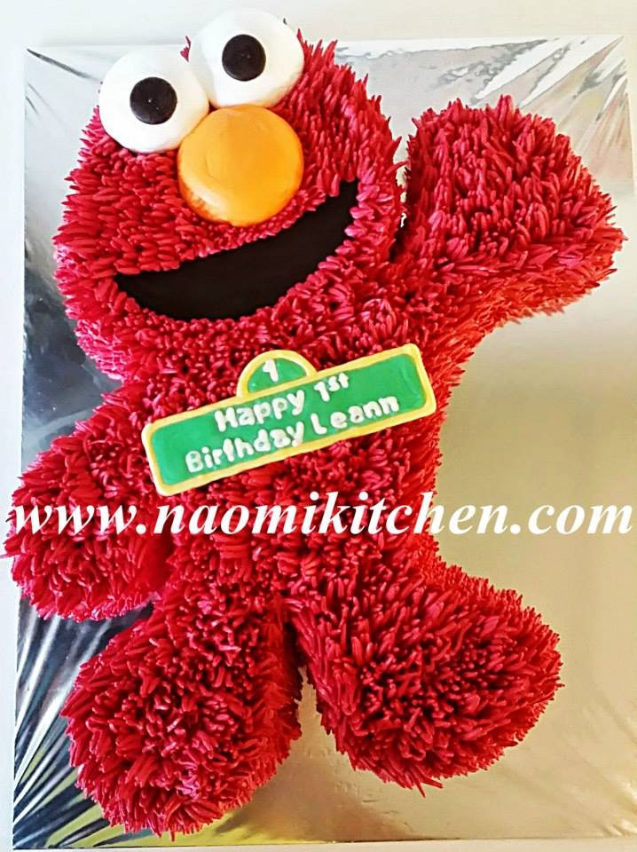 Elmo cakes by Naomi Kitchen - Recommend.sg