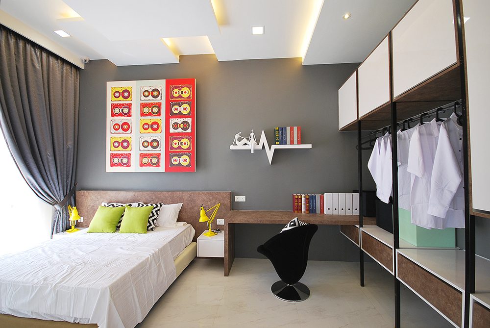 Modern contemporary bedroom with open closets in Ipoh South Precinct